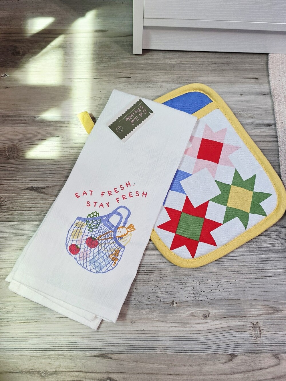 Target Bullseye Summer 2026 Dish Towel & Potholder Set - Eat Fresh Market
